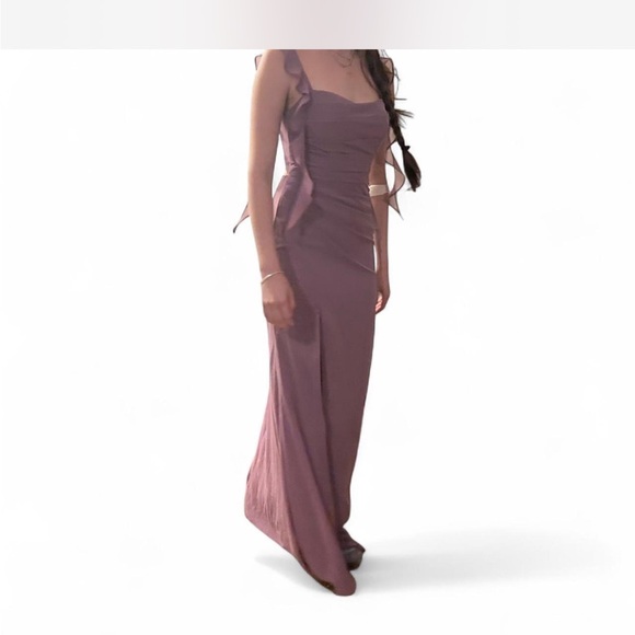 Elegant Purple Ruffle Dress - Picture 2 of 5